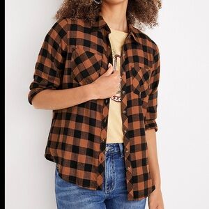 Maurices button down shirt sz Lg